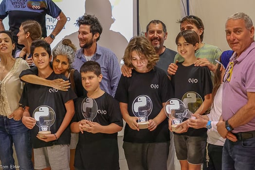 טקס סיום קורס תכנות בערבה התיכונה, צילום: תם אלדר